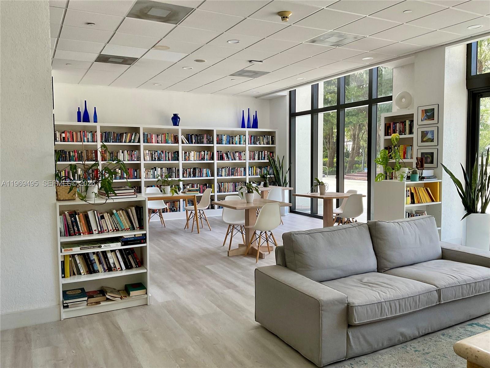 1450 Brickell Bay Dr # 1602