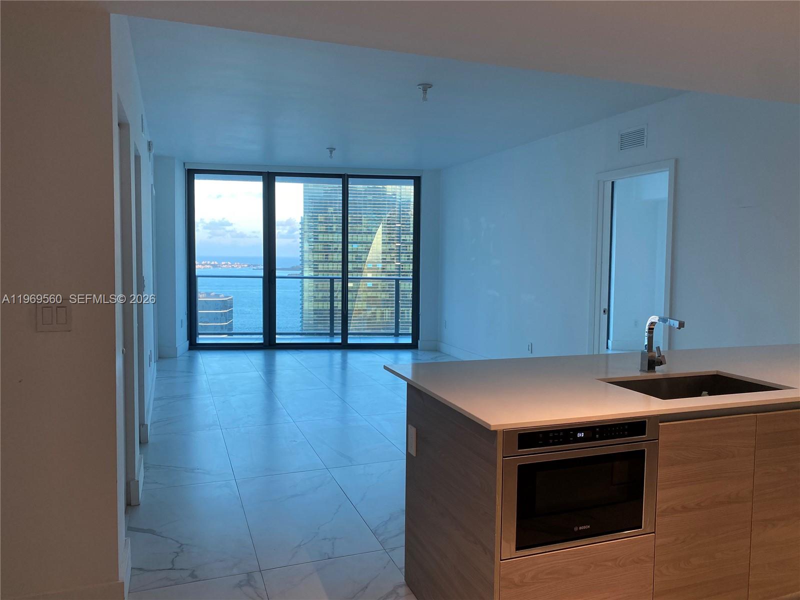 1300 S MIAMI AVE Unit: 3702