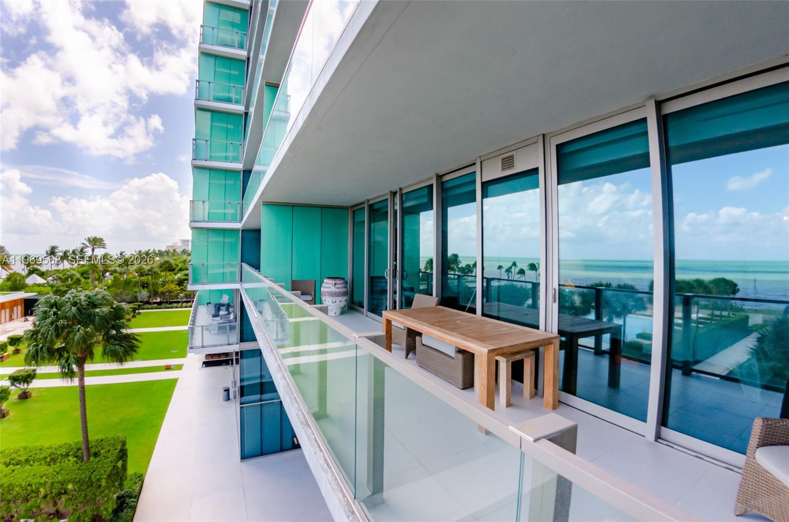 350 Ocean Dr # 406N