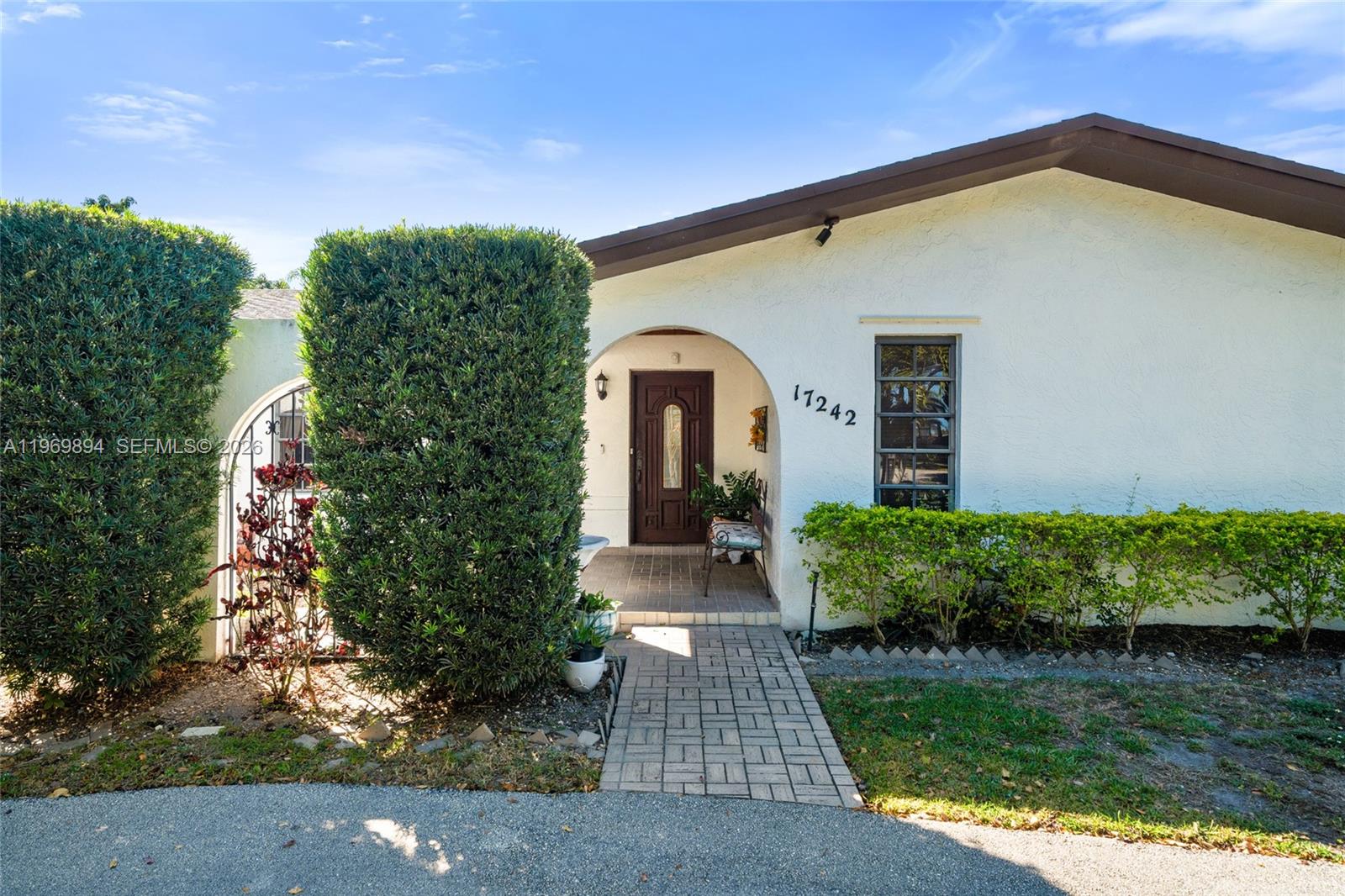 17242 SW 88th Ave