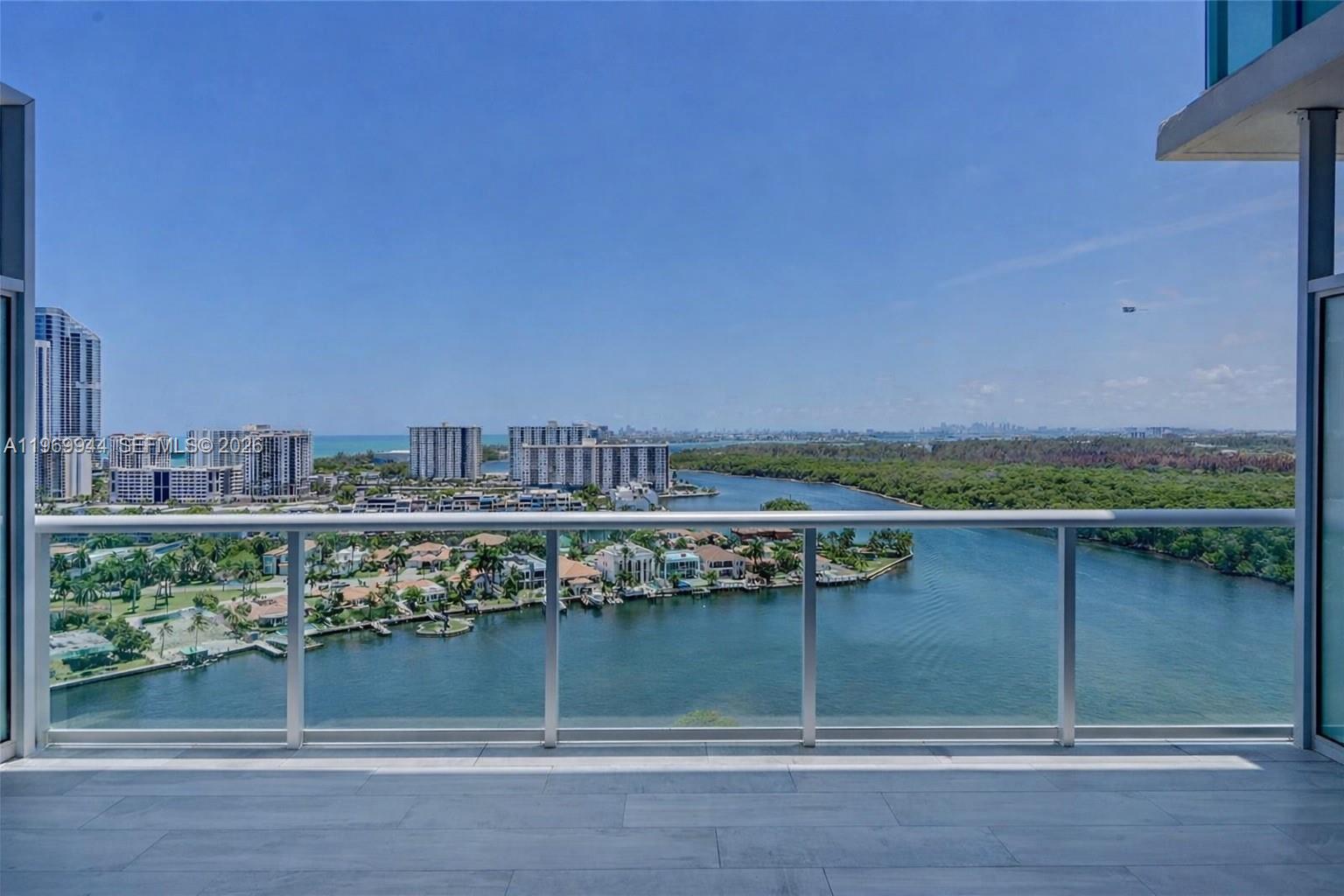 400 Sunny Isles Blvd # 2004