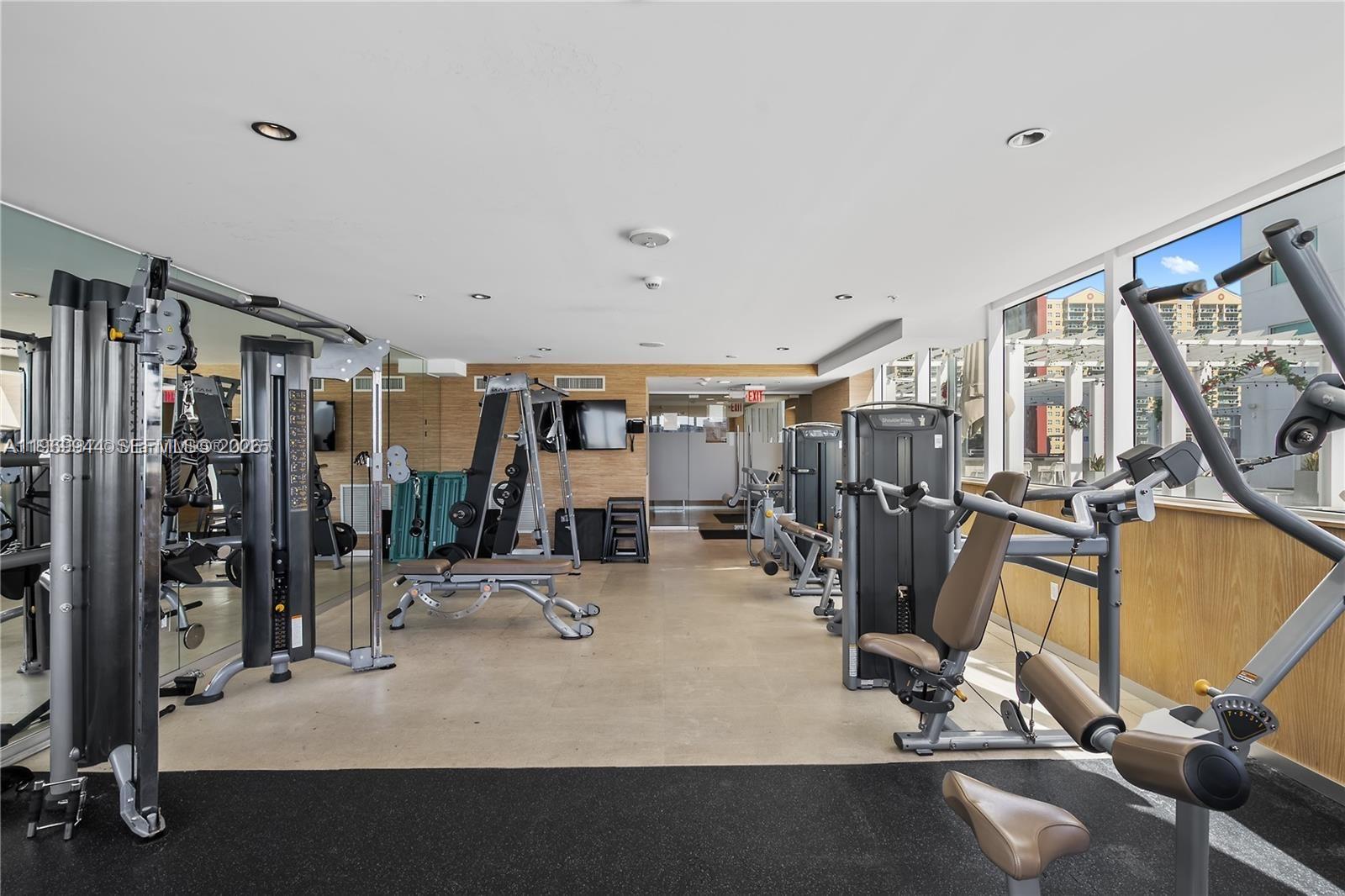 400 Sunny Isles Blvd # 2004