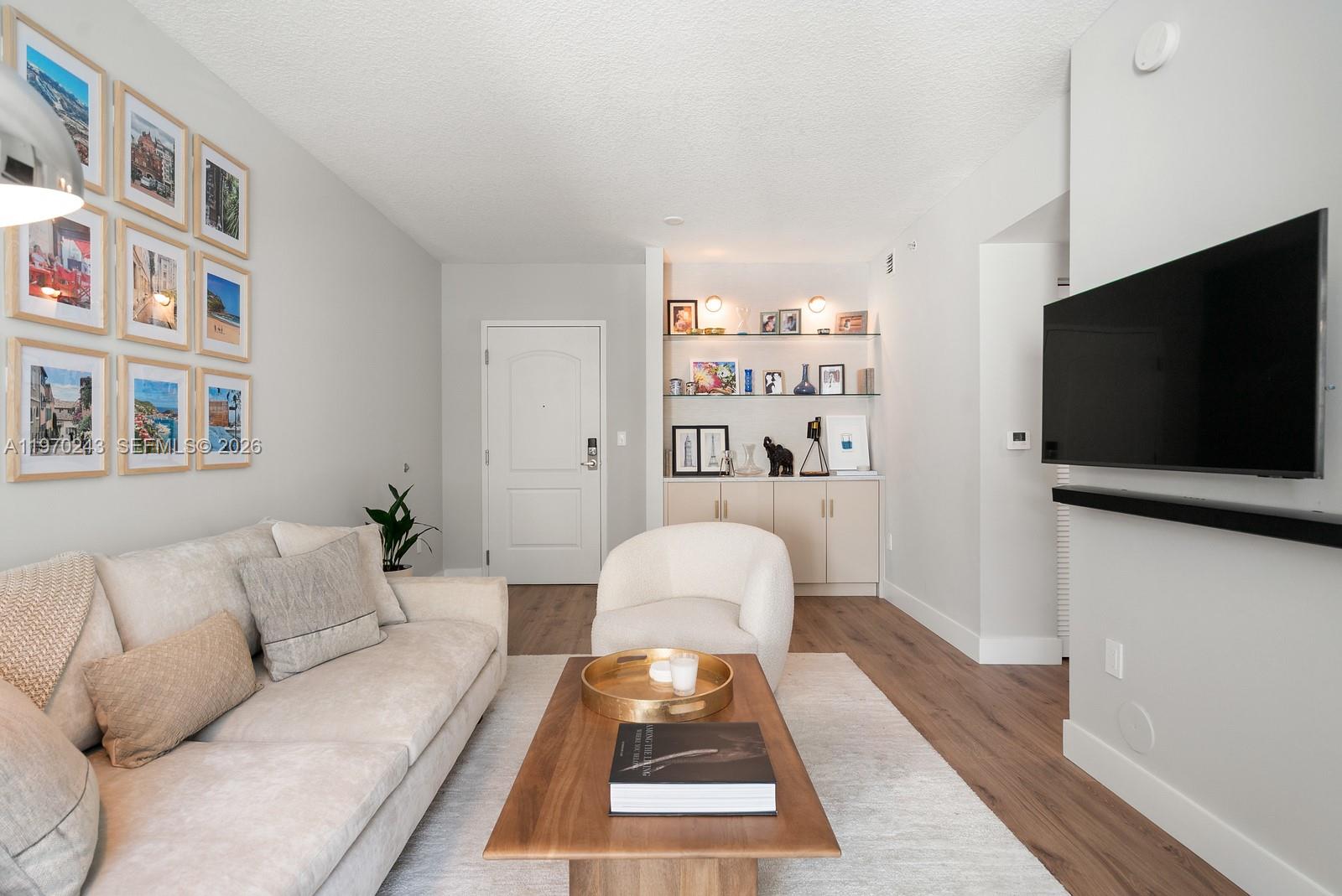 110 Washington Ave # 1316