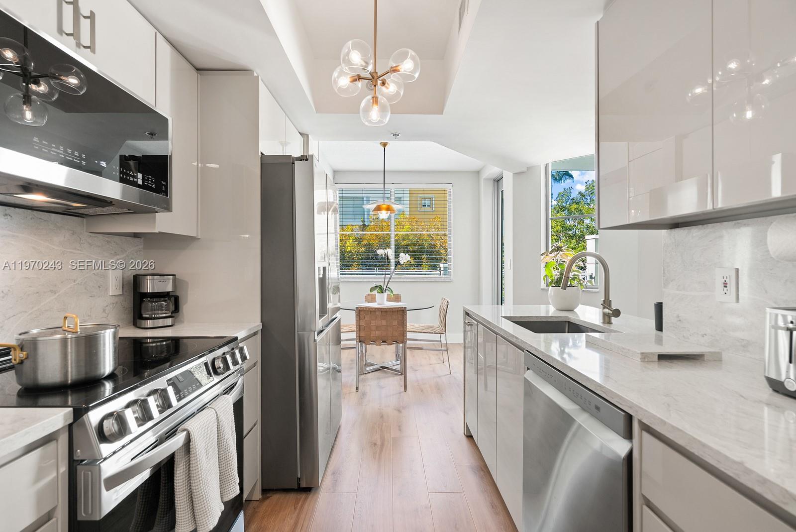 110 Washington Ave # 1316
