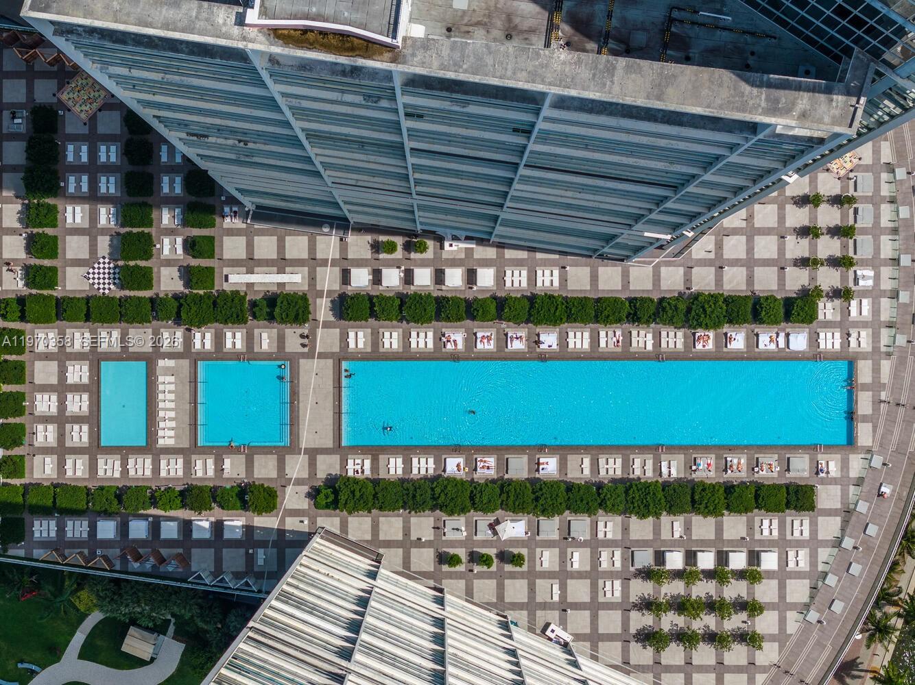 465 Brickell Ave # 2705