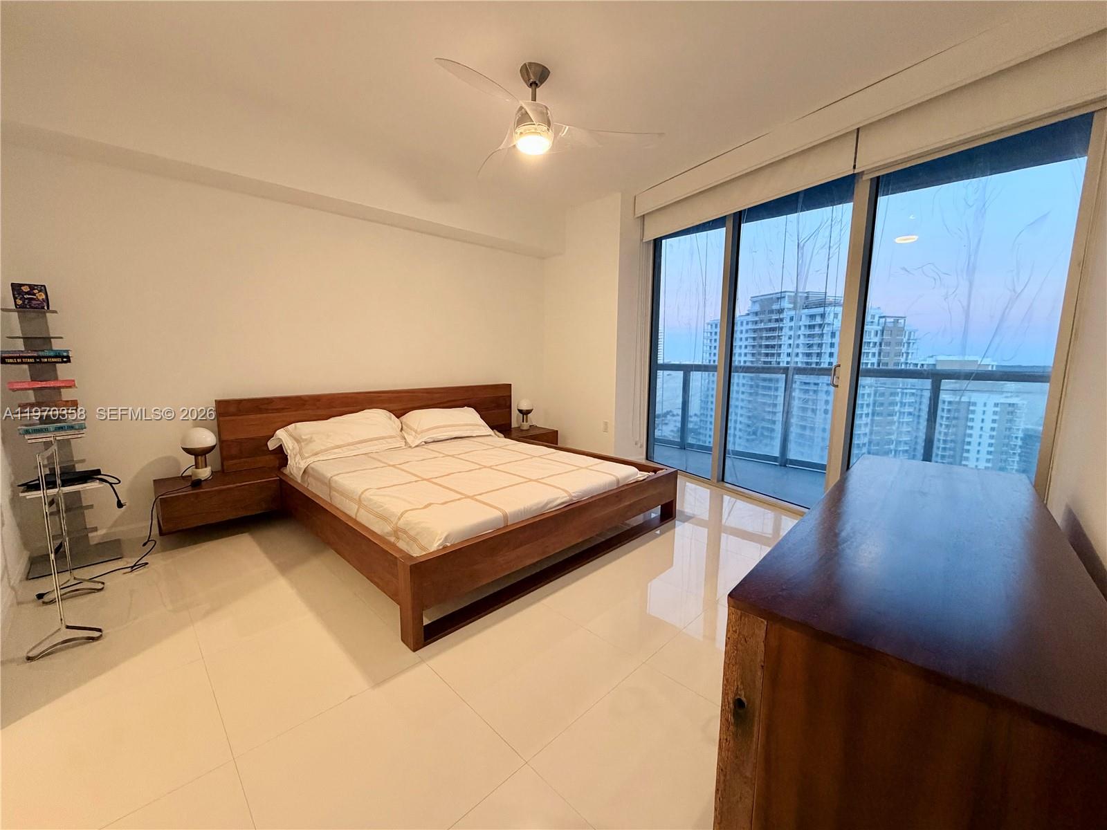 465 Brickell Ave # 2705