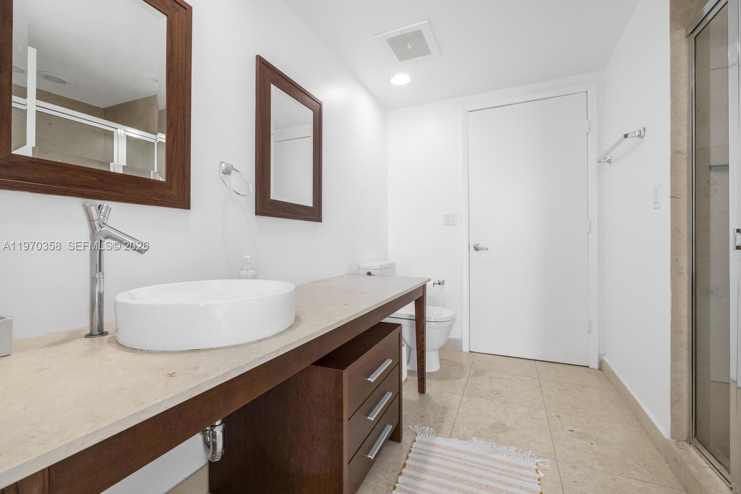 465 Brickell Ave # 2705