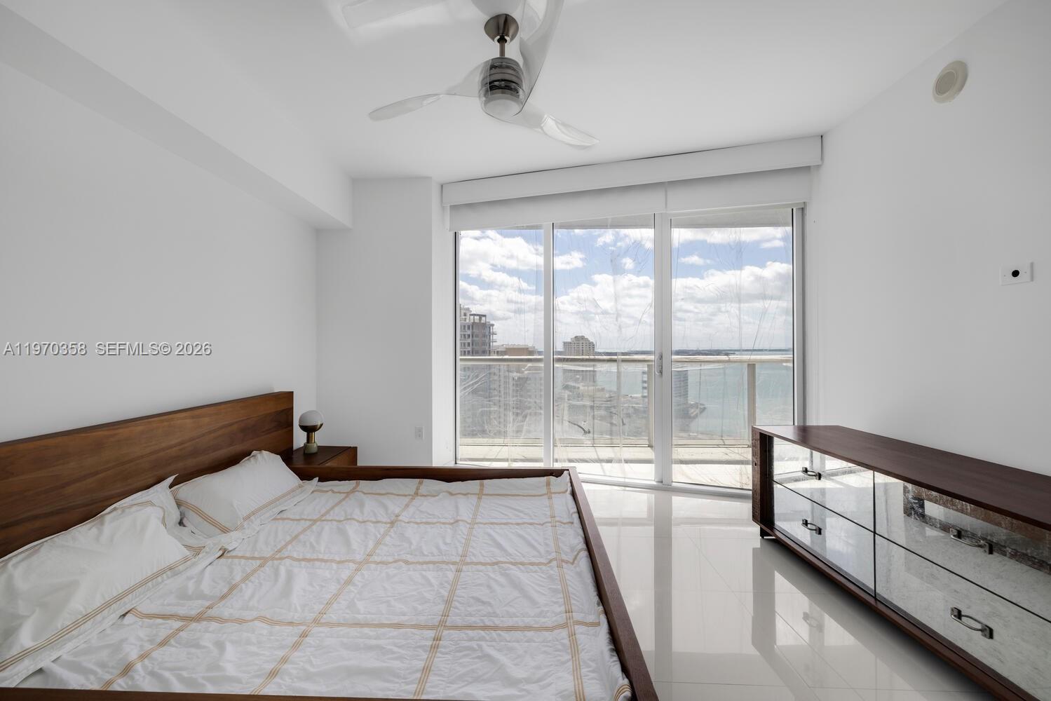 465 Brickell Ave # 2705