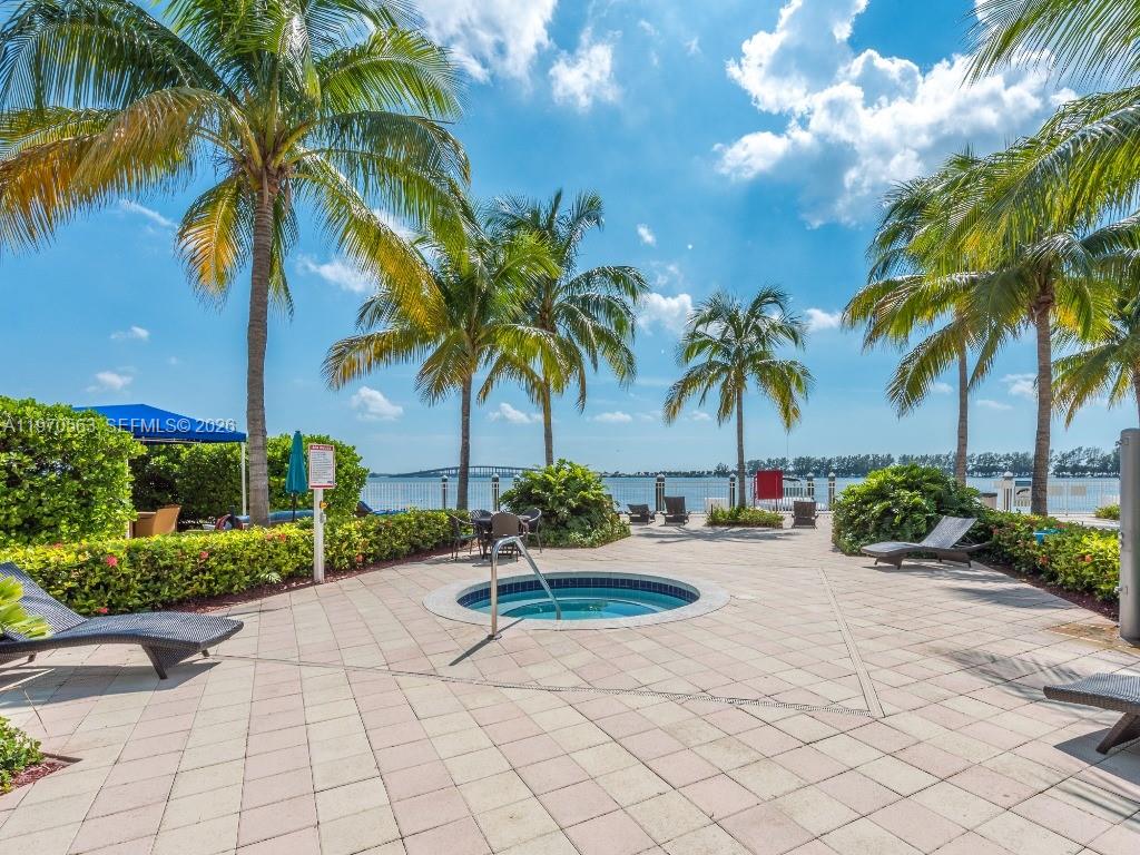 2101 Brickell Ave # 1812