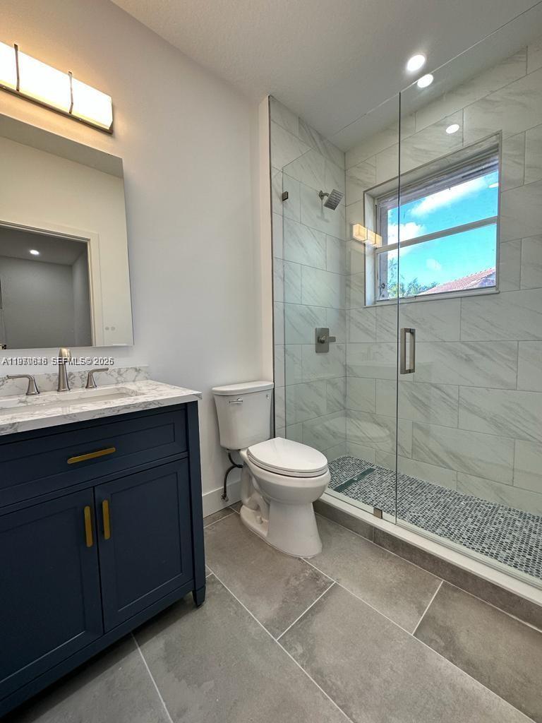 1887 Harbor View Cir