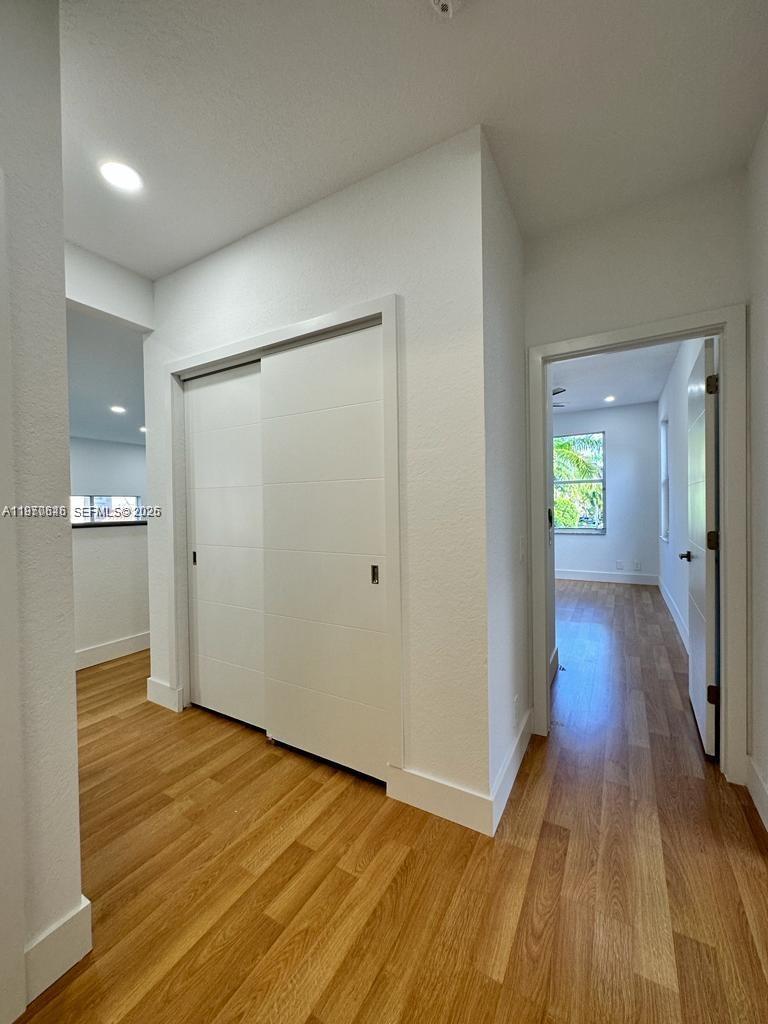 1887 Harbor View Cir