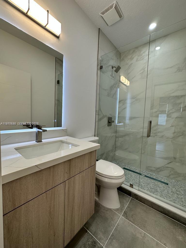 1887 Harbor View Cir