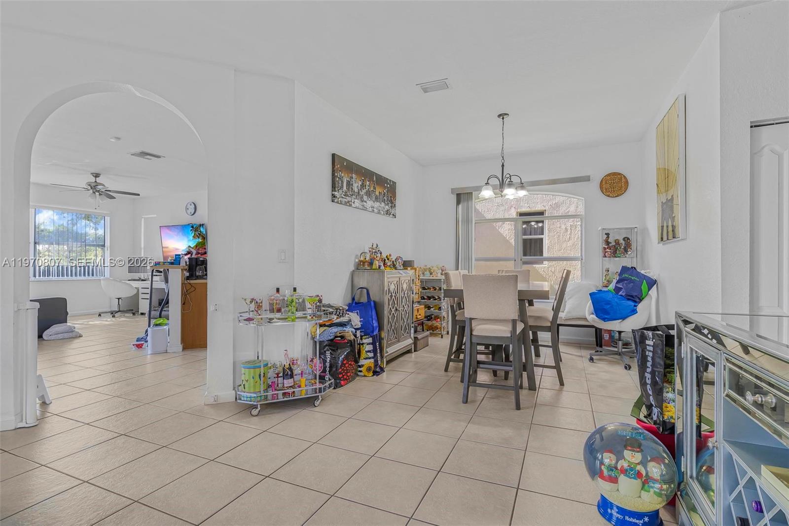 3736 NE 9 CT