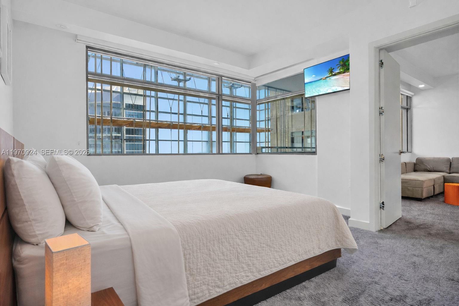 1395 Brickell Ave # 3311