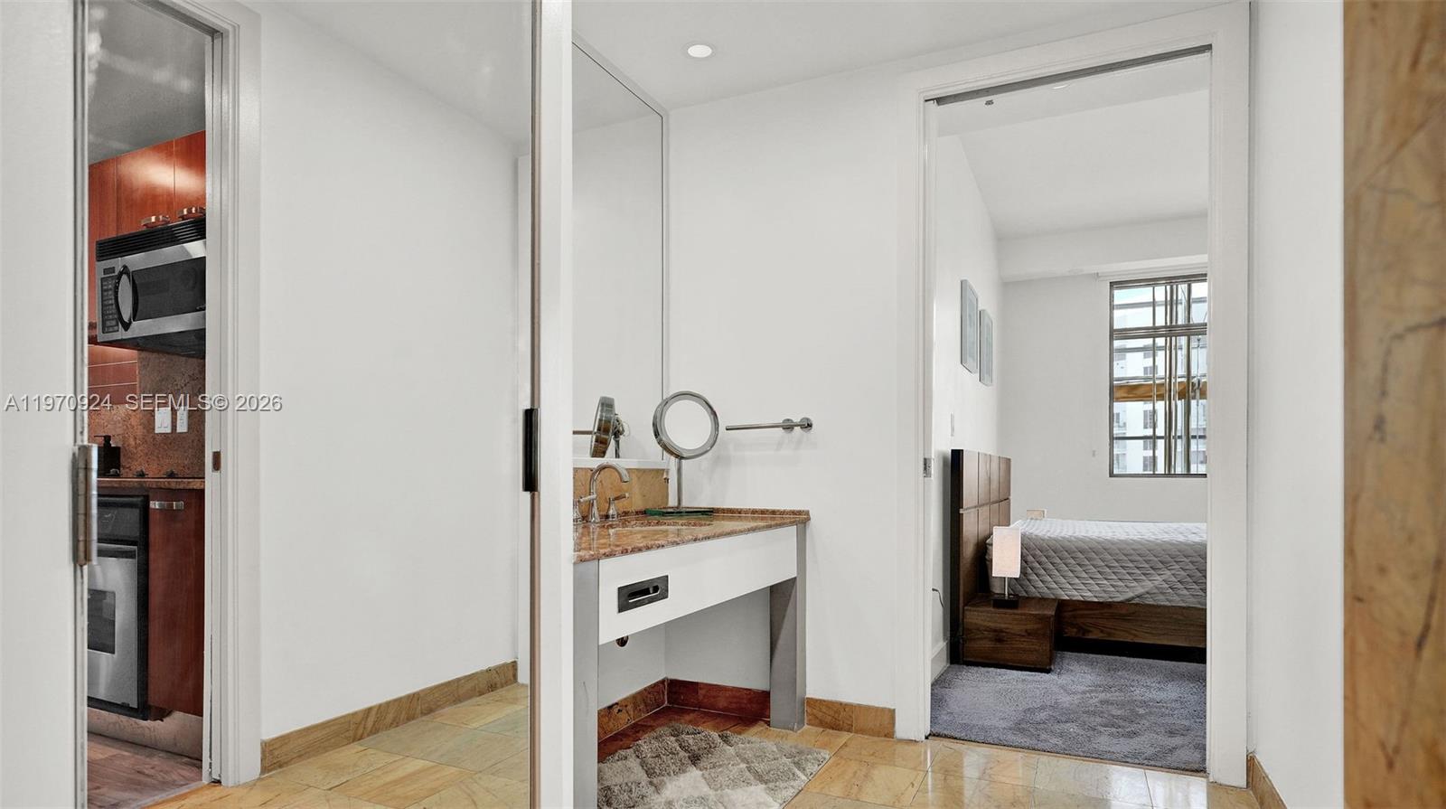 1395 Brickell Ave # 3311