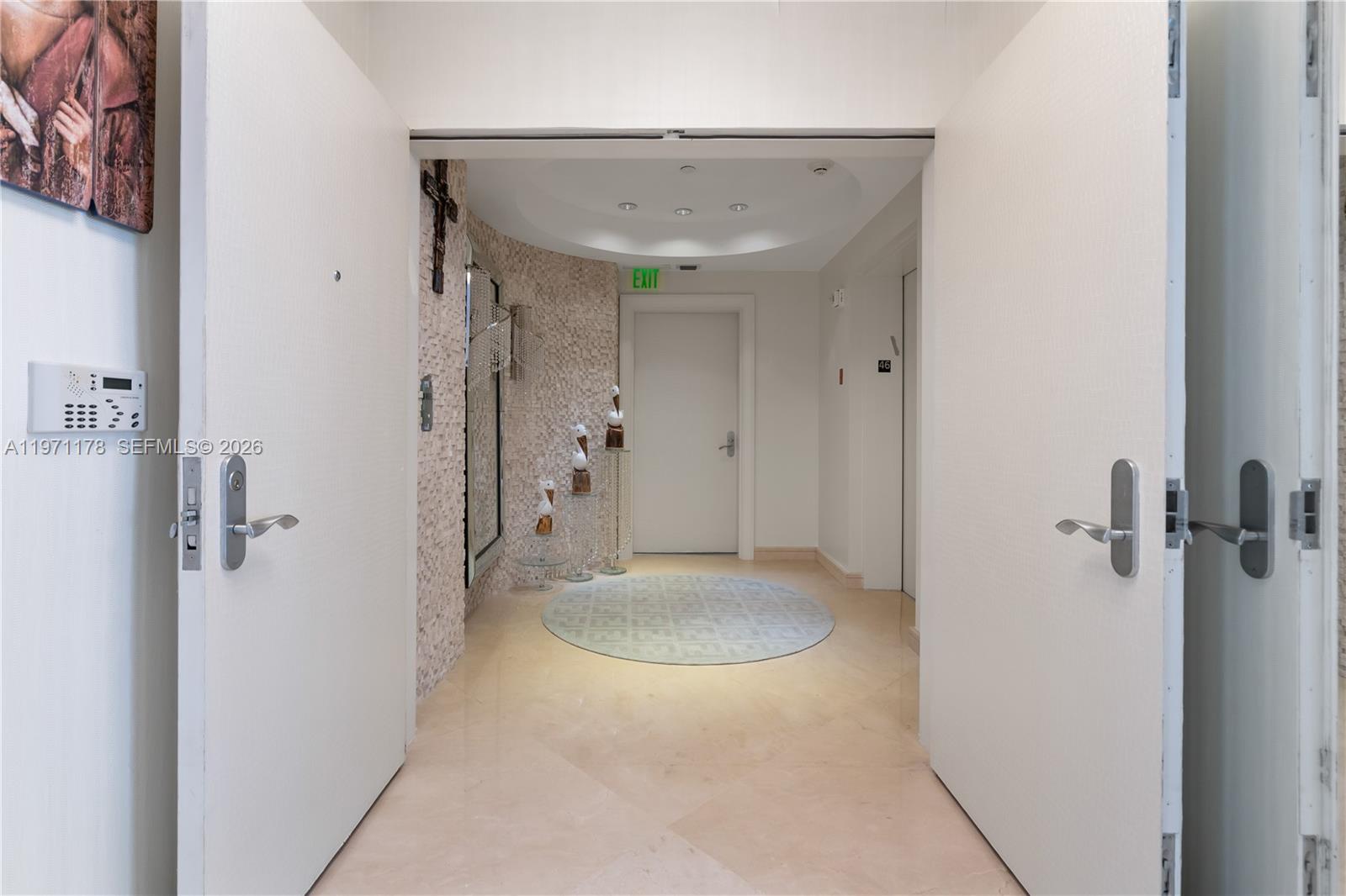 17001 Collins Ave # 4608