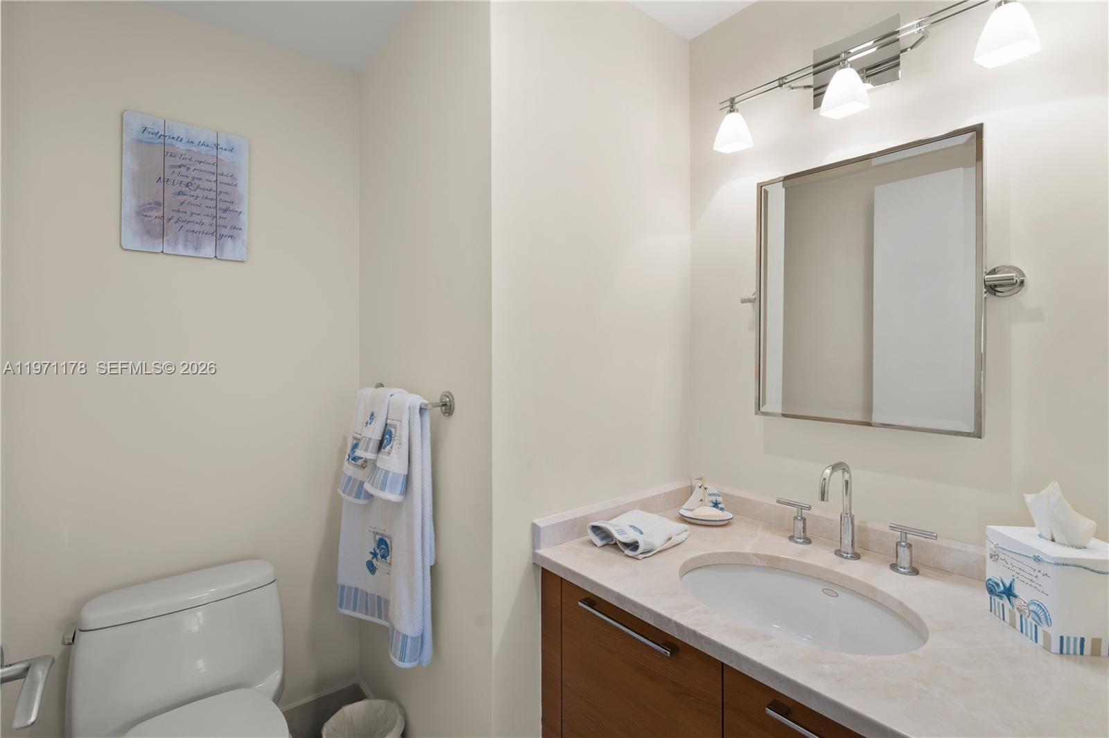 17001 Collins Ave # 4608