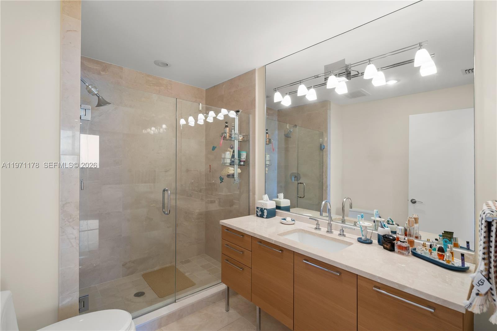 17001 Collins Ave # 4608