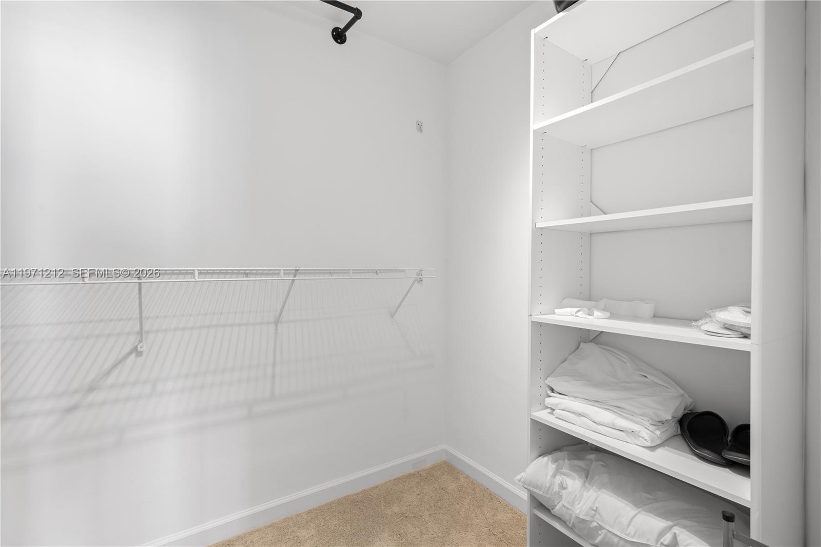 5600 Collins Ave # 16Y