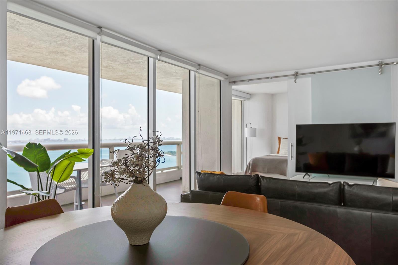 1717 N Bayshore Dr # 2740 Unit: A-2740