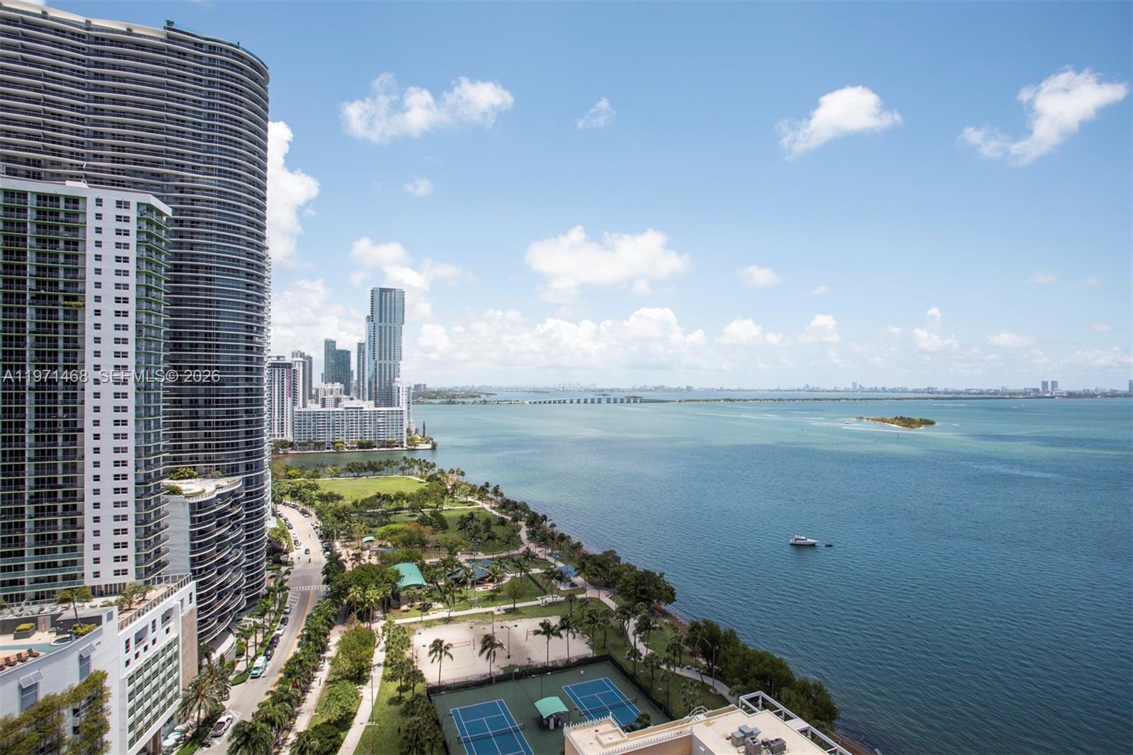 1717 N Bayshore Dr # 2740 Unit: A-2740