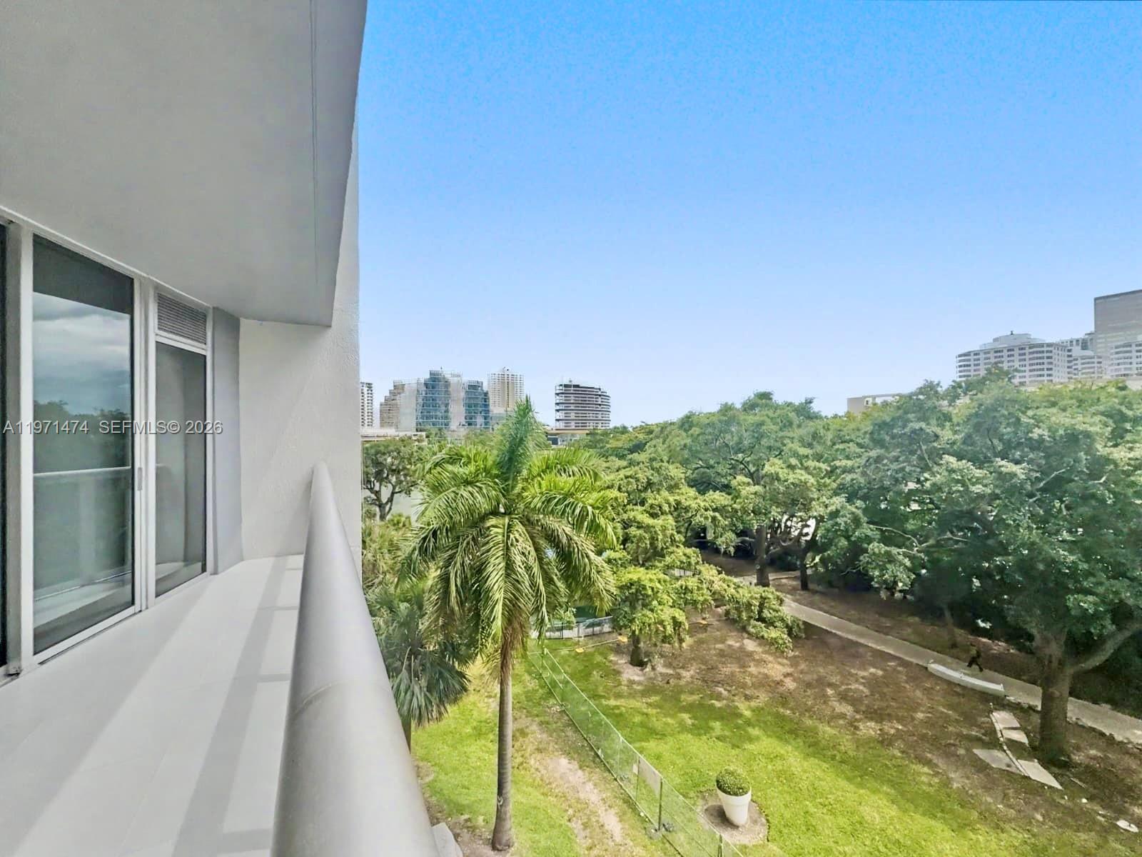 495 Brickell Ave # 509