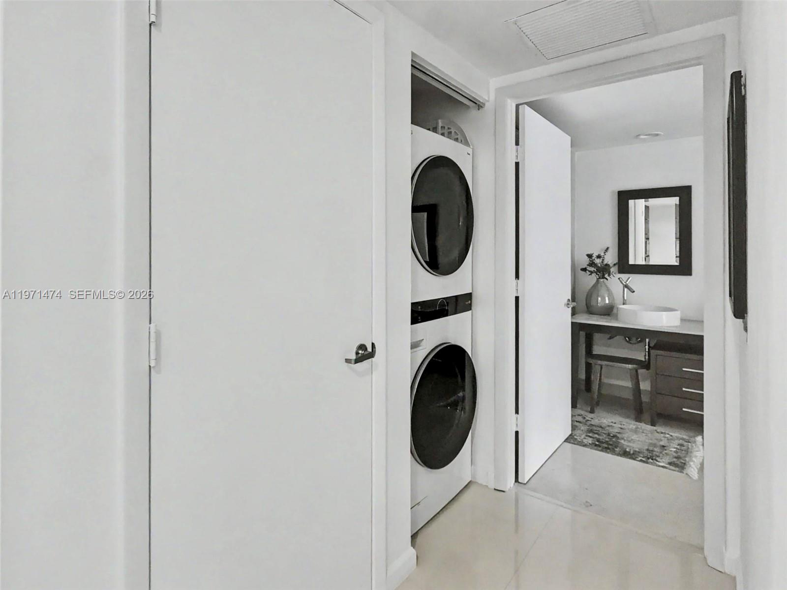 495 Brickell Ave # 509