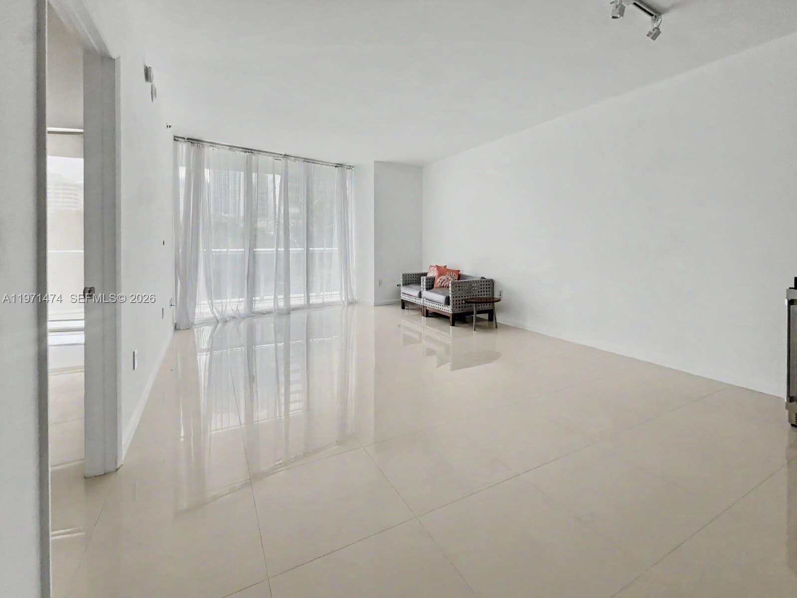 495 Brickell Ave # 509