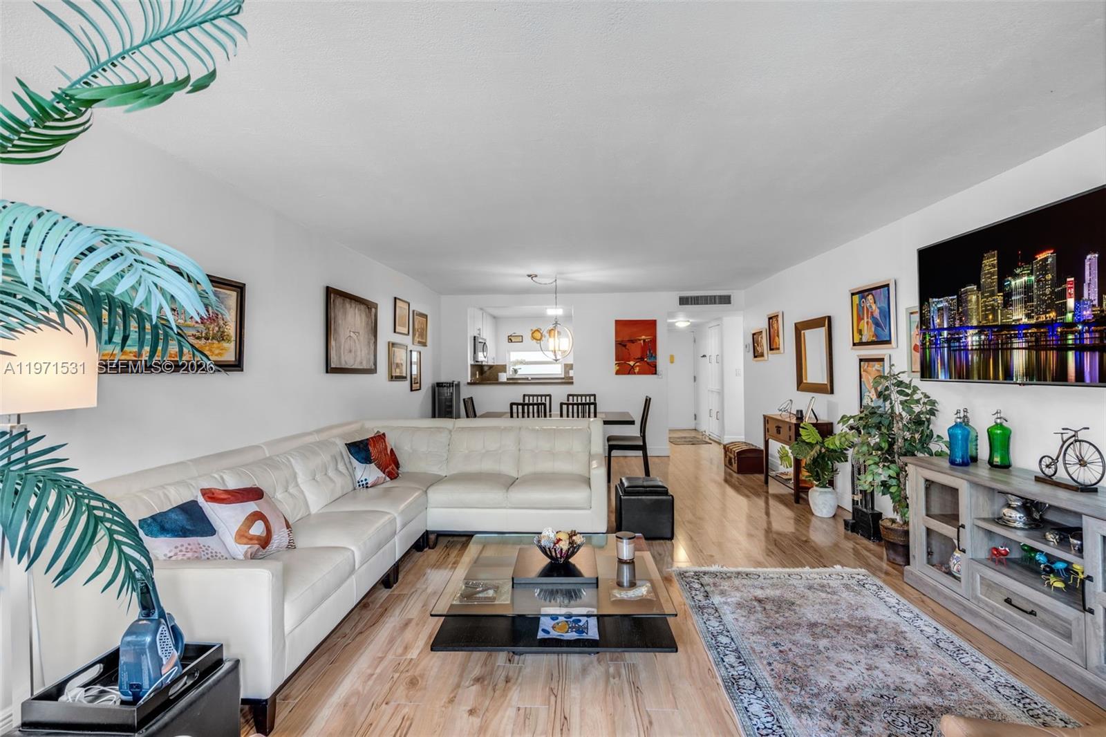 100 Ocean Lane Dr # 301