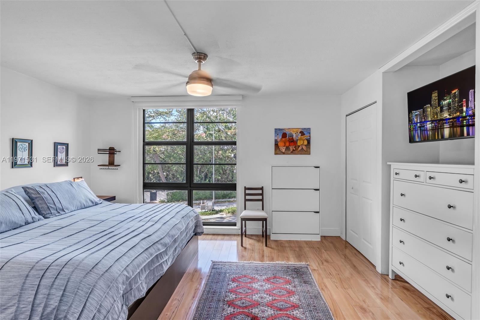 100 Ocean Lane Dr # 301