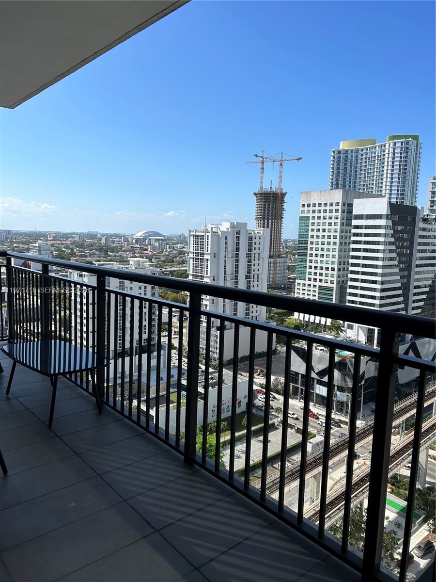 999 SW 1st Ave # 2114