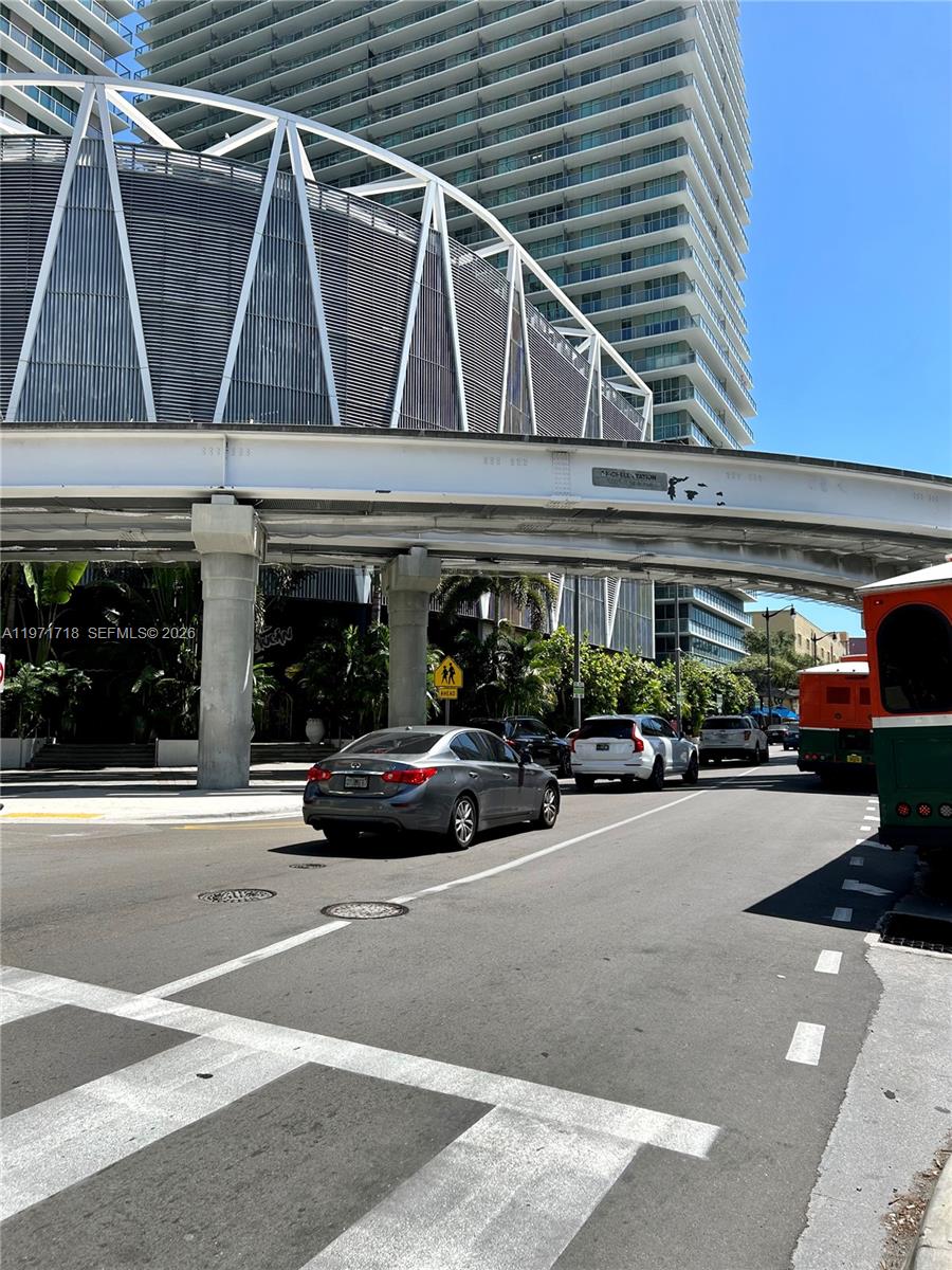 999 SW 1st Ave # 2114