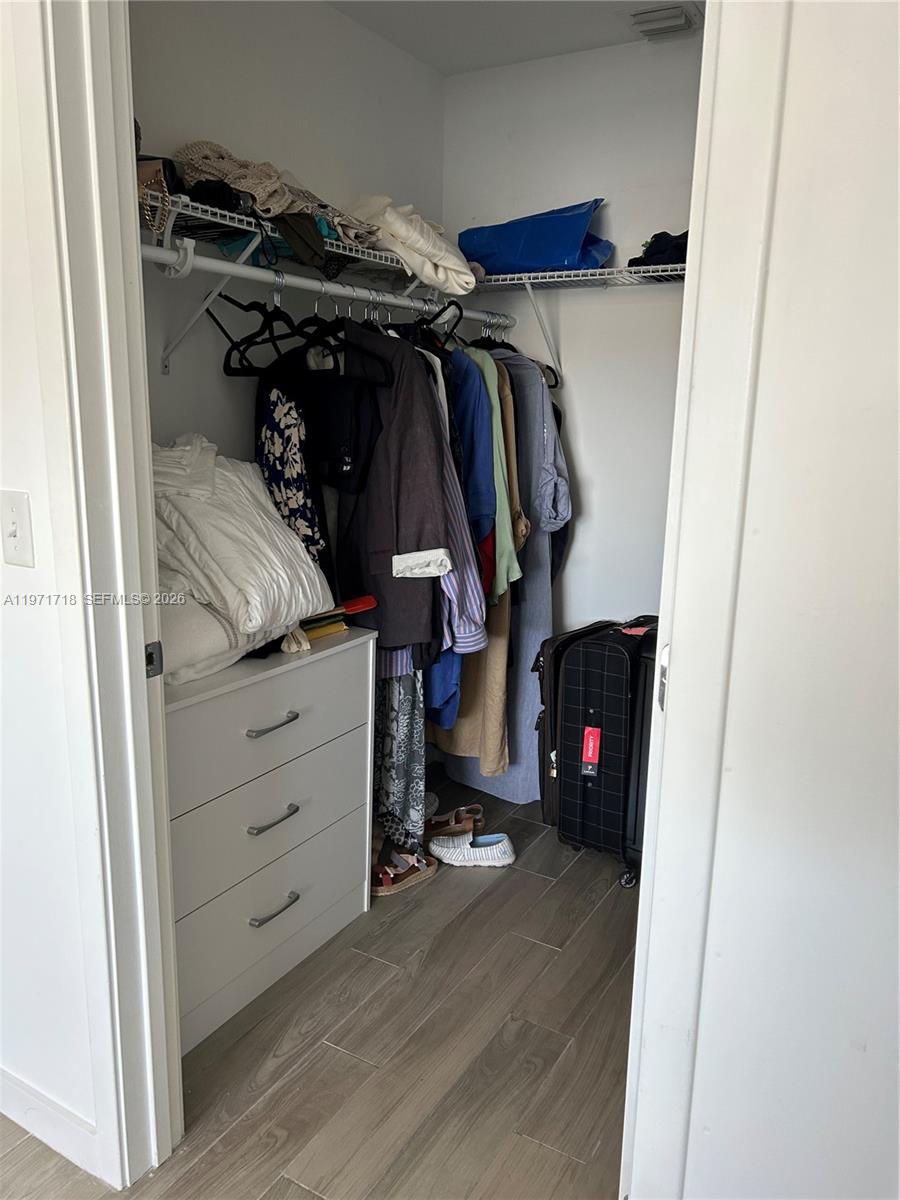 999 SW 1st Ave # 2114