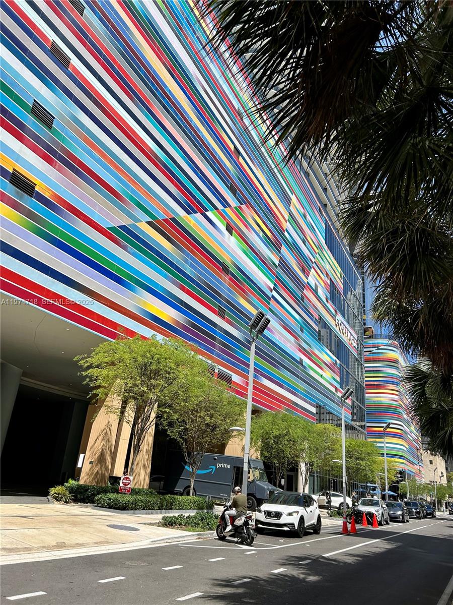 999 SW 1st Ave # 2114