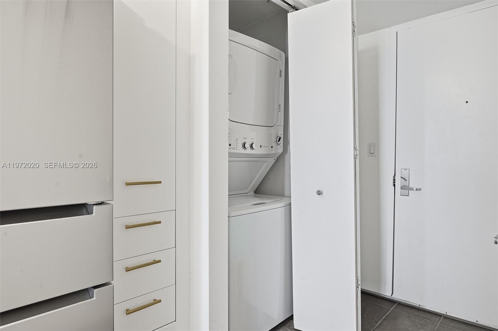 50 Biscayne Blvd # 1909