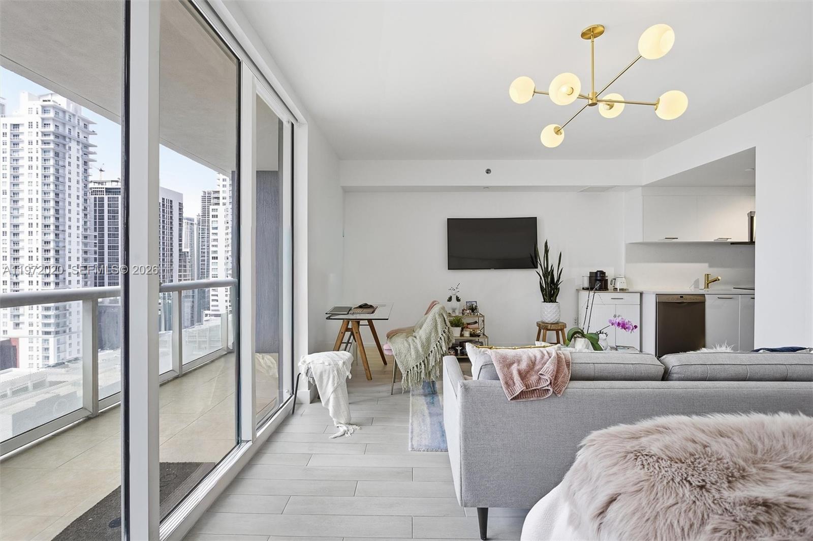 50 Biscayne Blvd # 1909