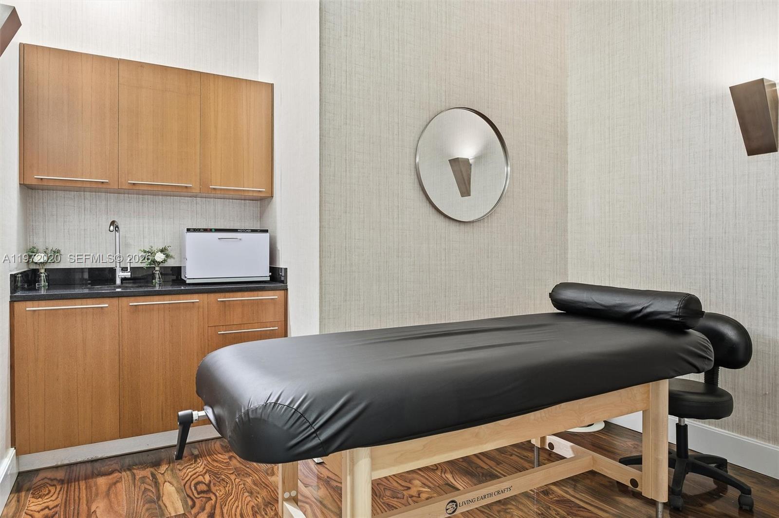 50 Biscayne Blvd # 1909