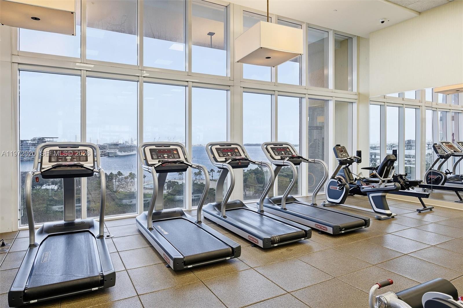 50 Biscayne Blvd # 1909