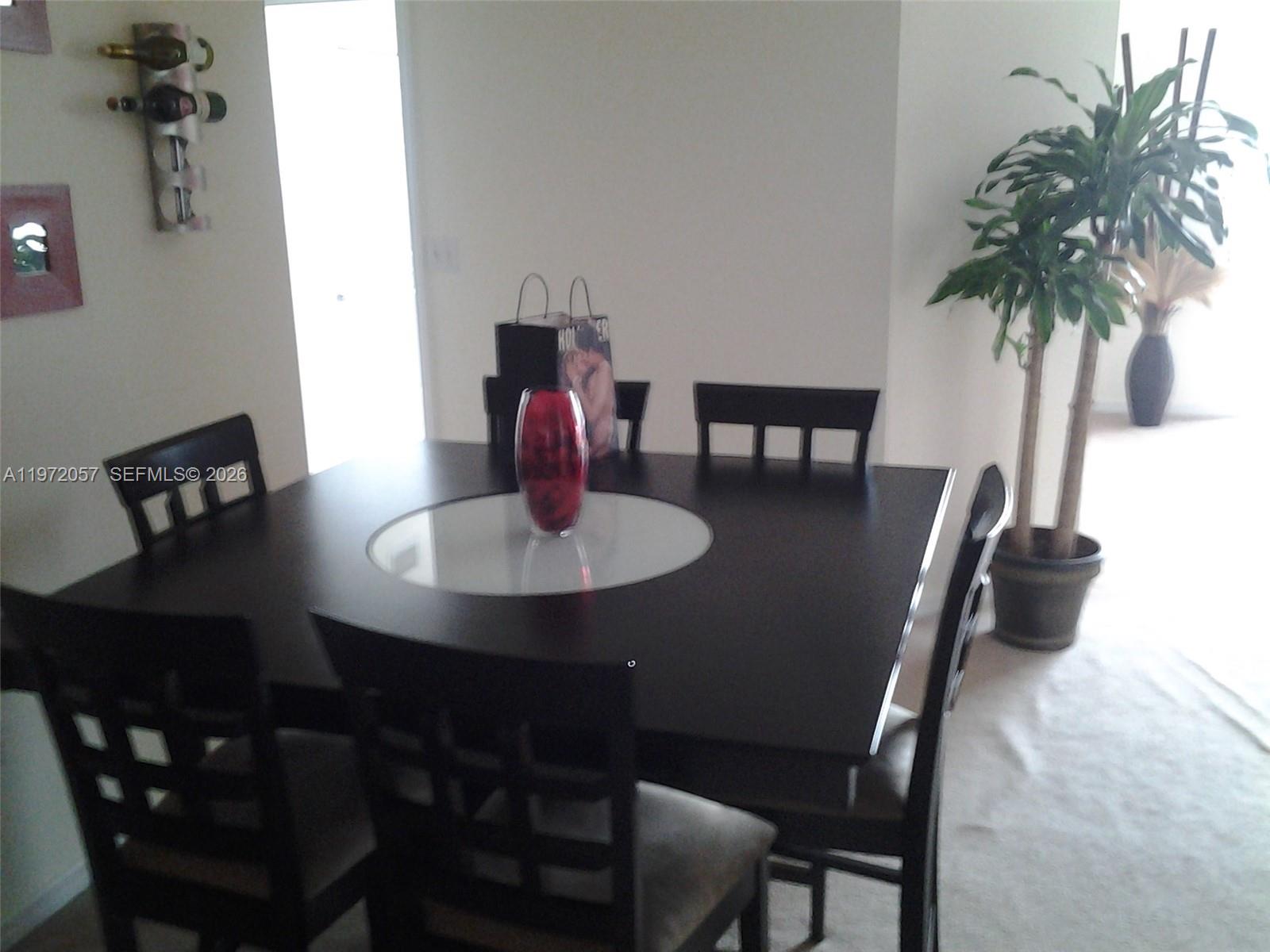 275 NE 18th St # 1806