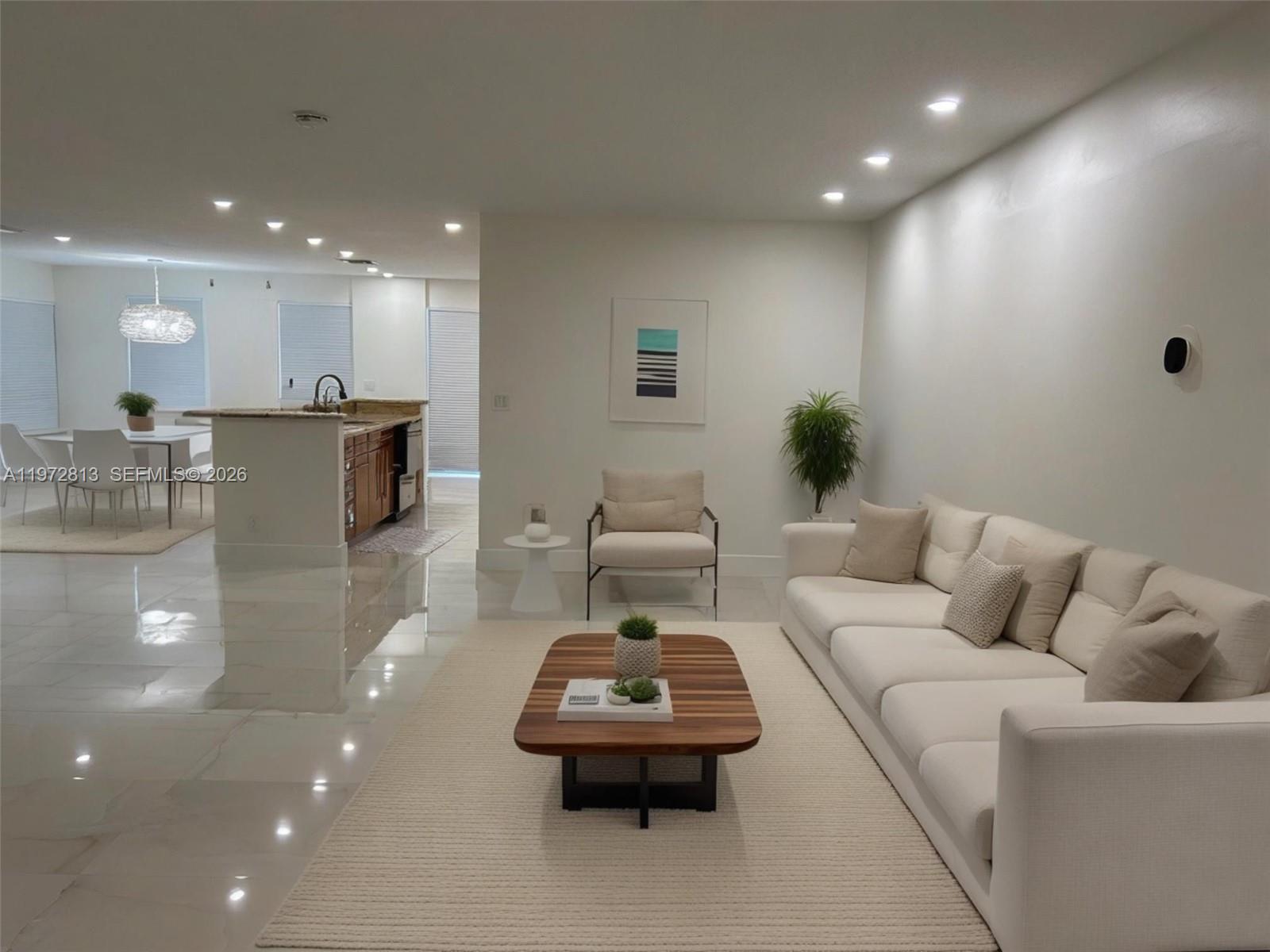 76 Isle Of Venice Dr # H