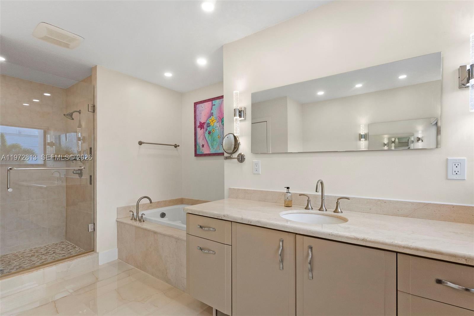 76 Isle Of Venice Dr # H