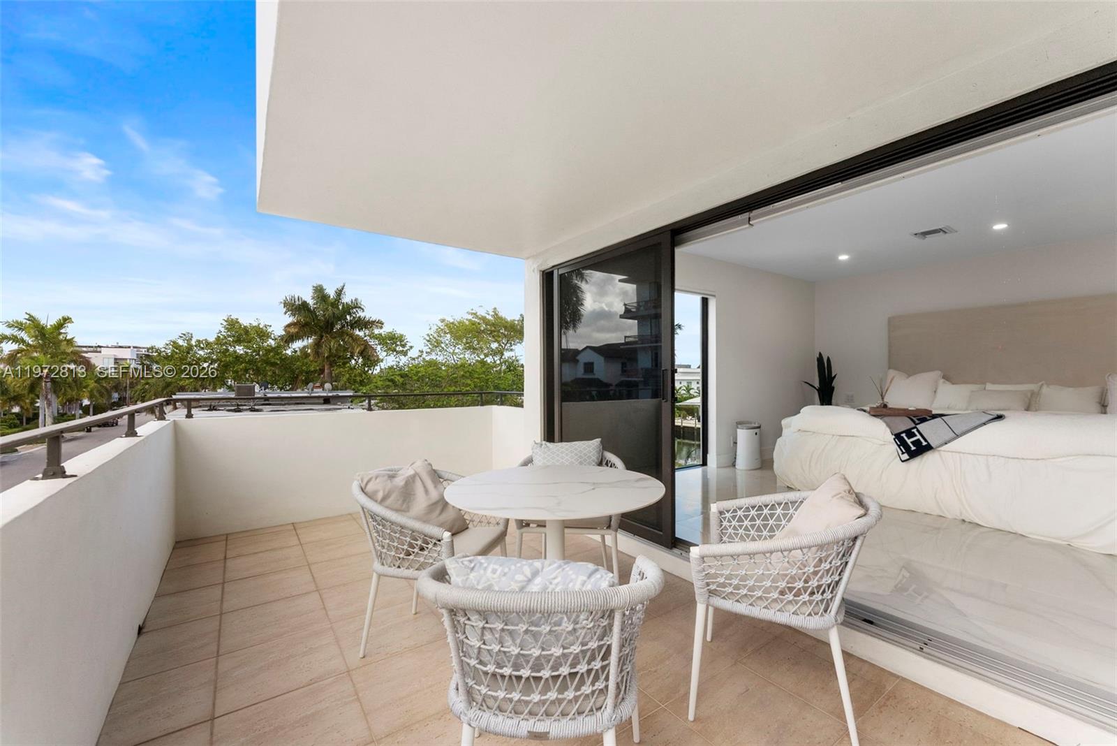 76 Isle Of Venice Dr # H