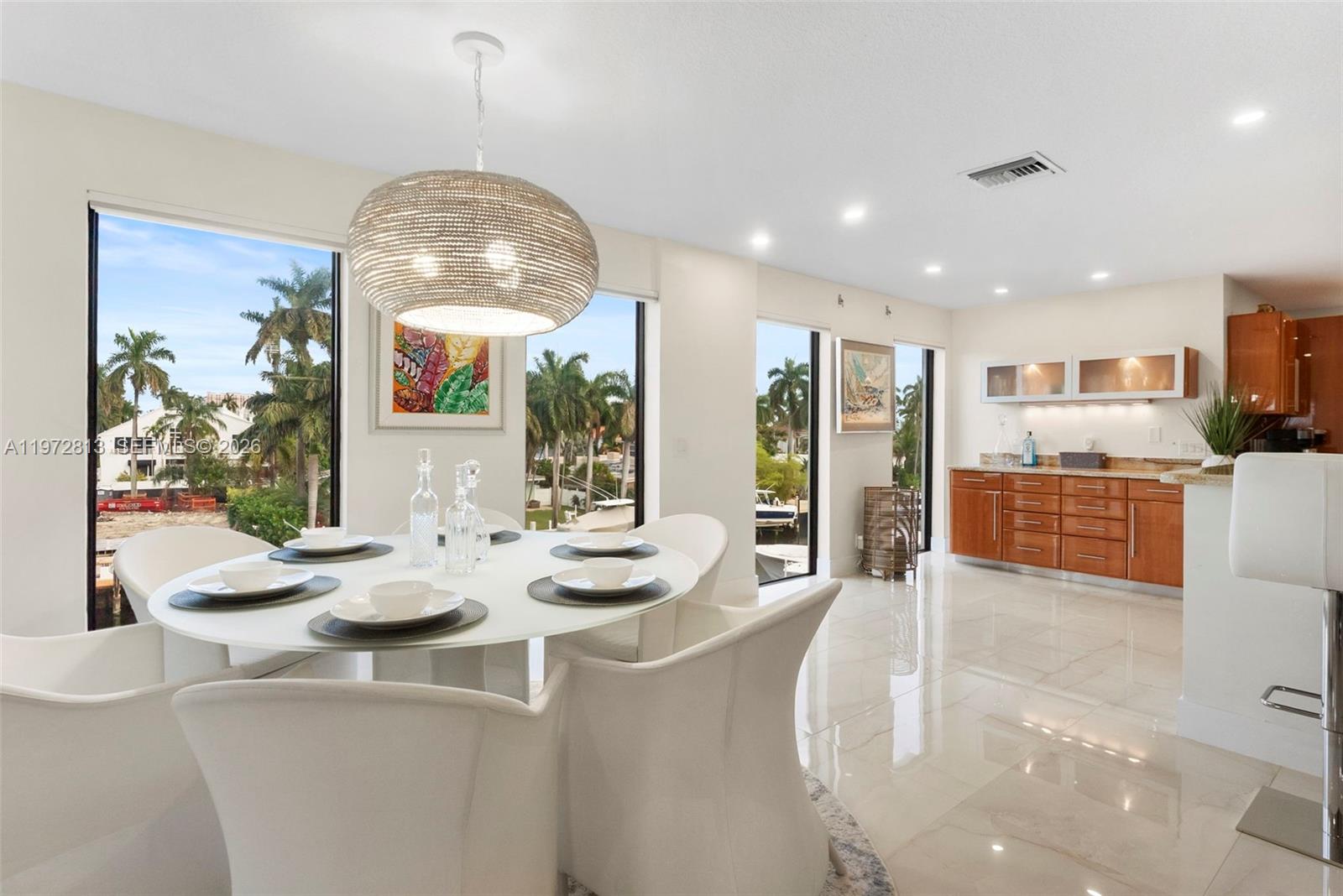 76 Isle Of Venice Dr # H