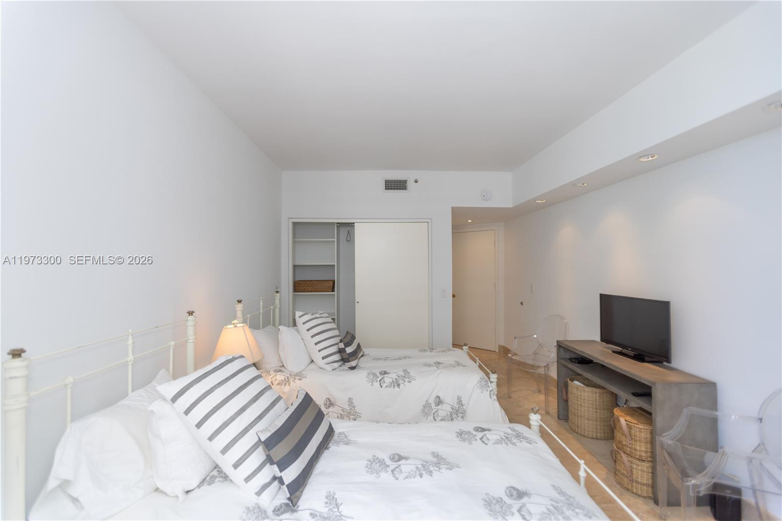 9559 Collins Ave # D Unit: S7-D