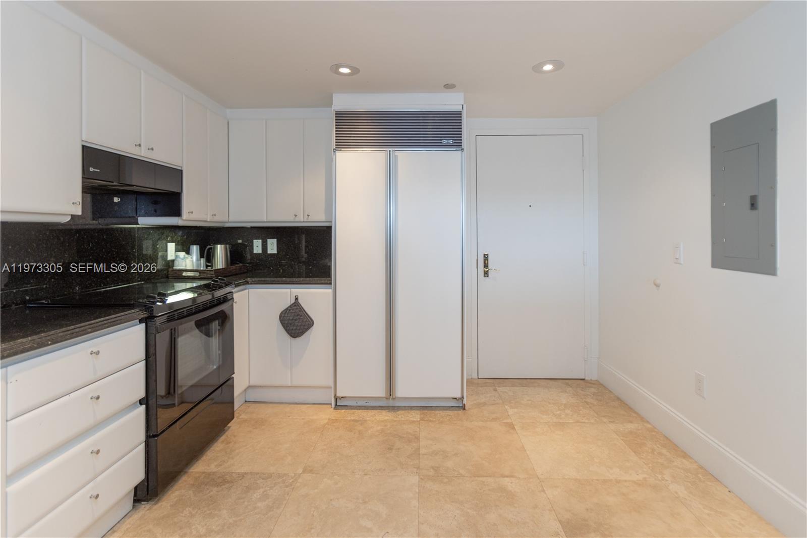 9595 Collins Ave # F Unit: N6-F