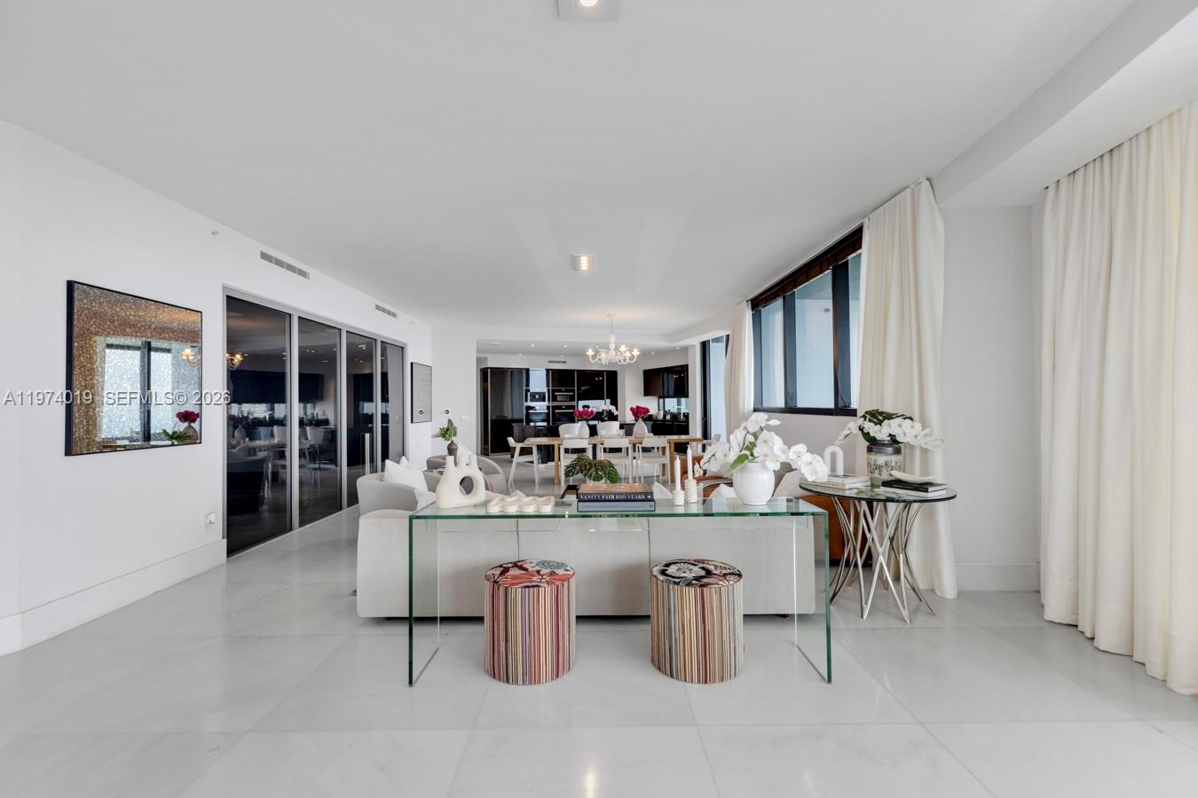 18555 Collins Ave # 4605