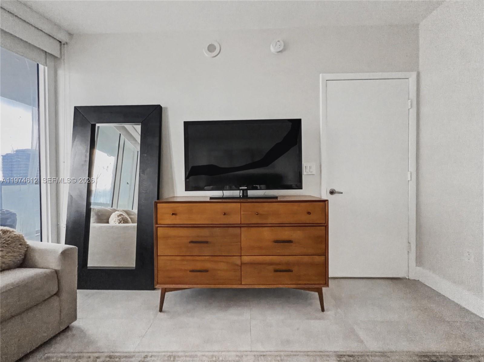 475 Brickell Ave # 4611