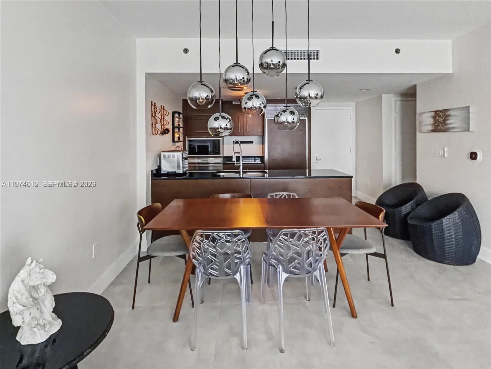 475 Brickell Ave # 4611