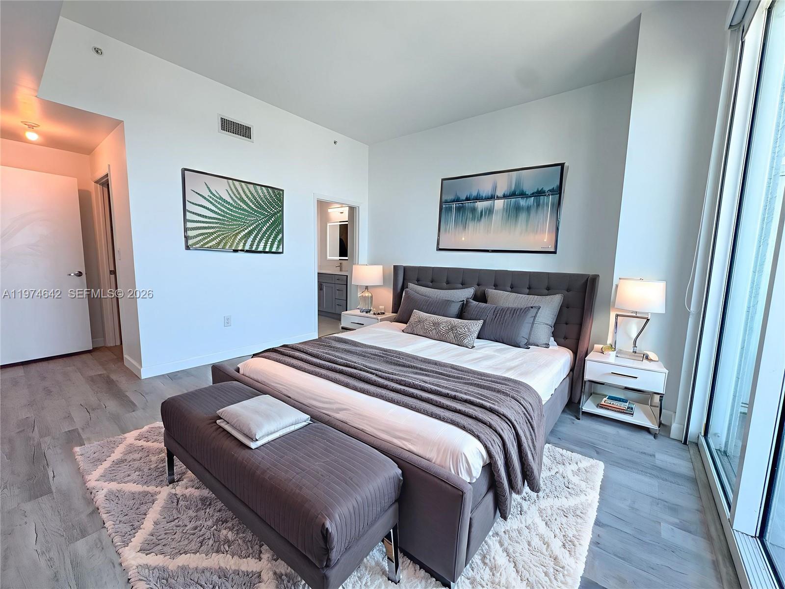 1900 N Bayshore Dr # 4112