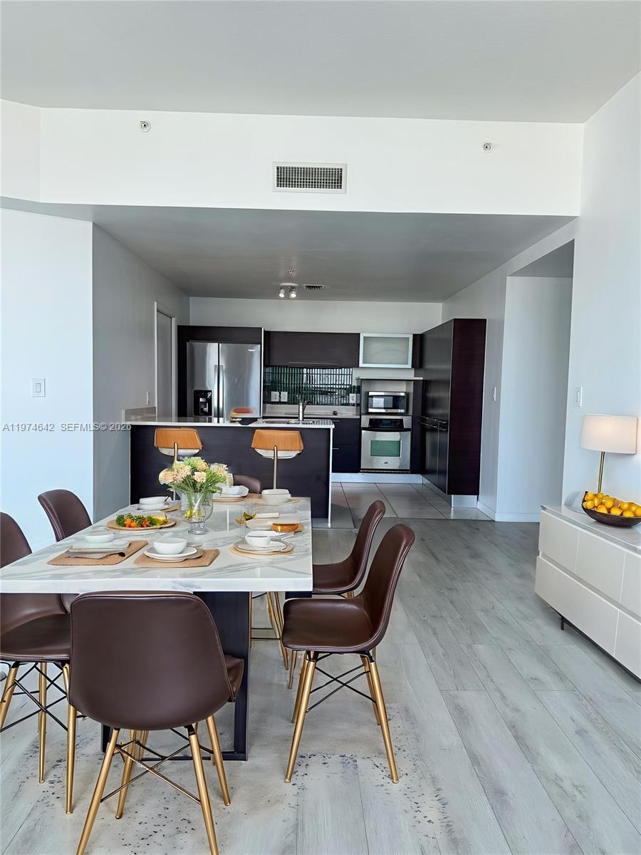 1900 N Bayshore Dr # 4112